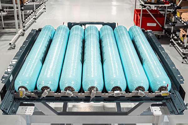 从宝马“扁平储氢”专利，看碳纤维复合材料如何重塑氢能未来